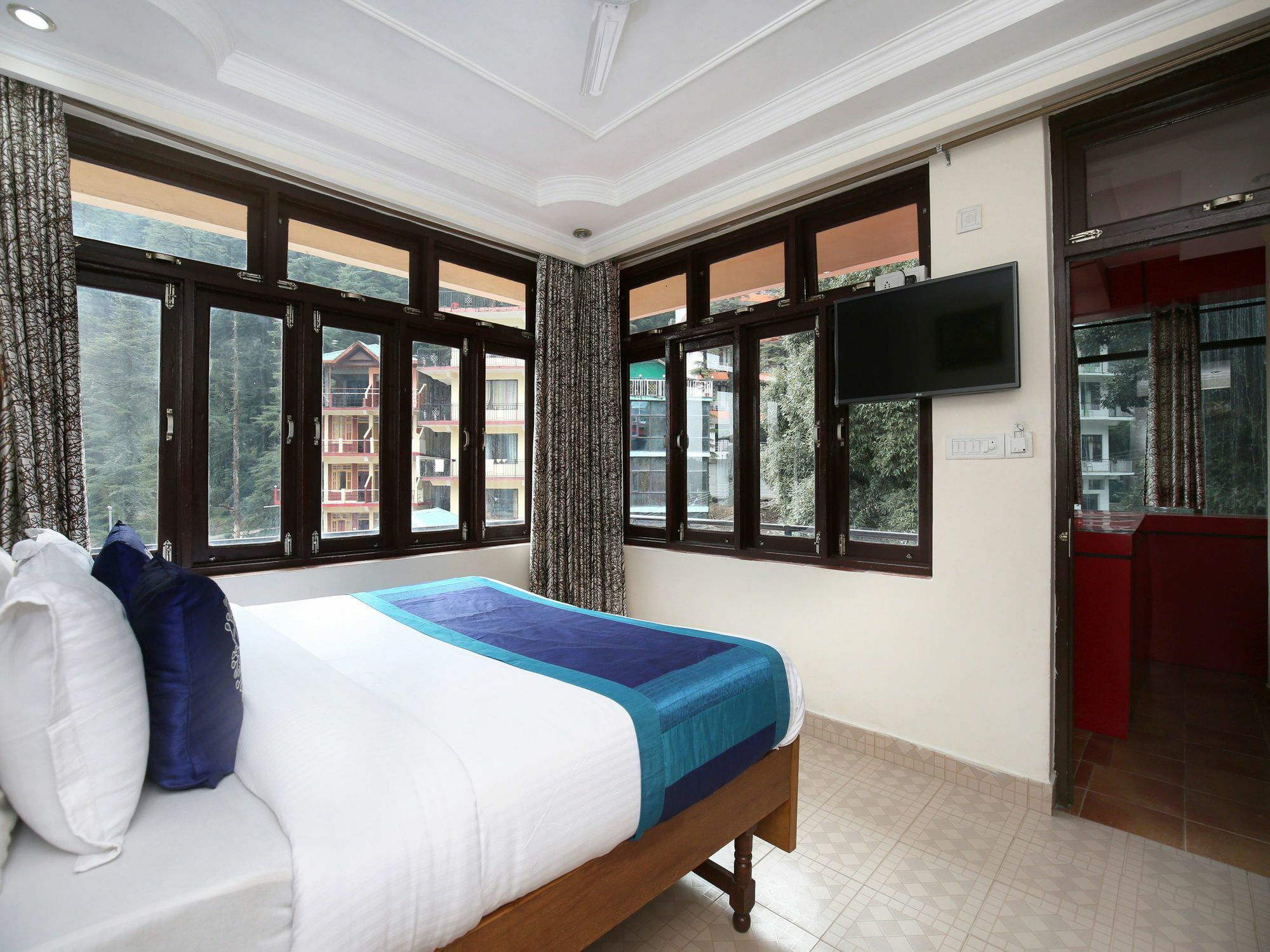 Oyo 9942 Hotel Ravine ダラムシャーラー エクステリア 写真